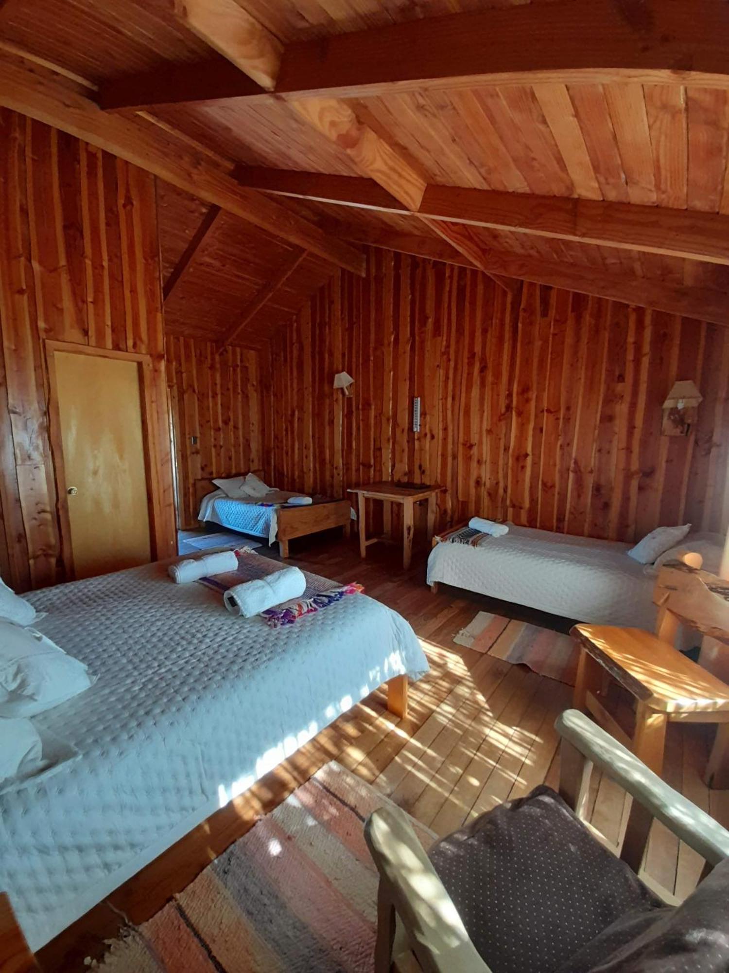 Hosteria-Cabanas Rucapillan โชสซูเอนโก ภายนอก รูปภาพ